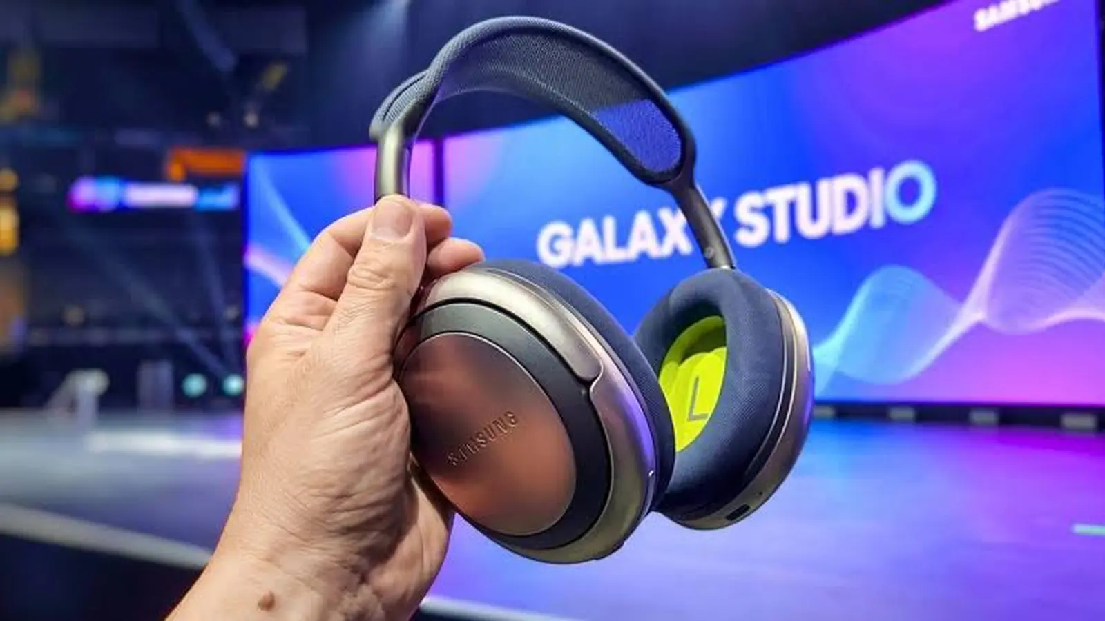 Samsung Galaxy Studio : certification et fonctions clés