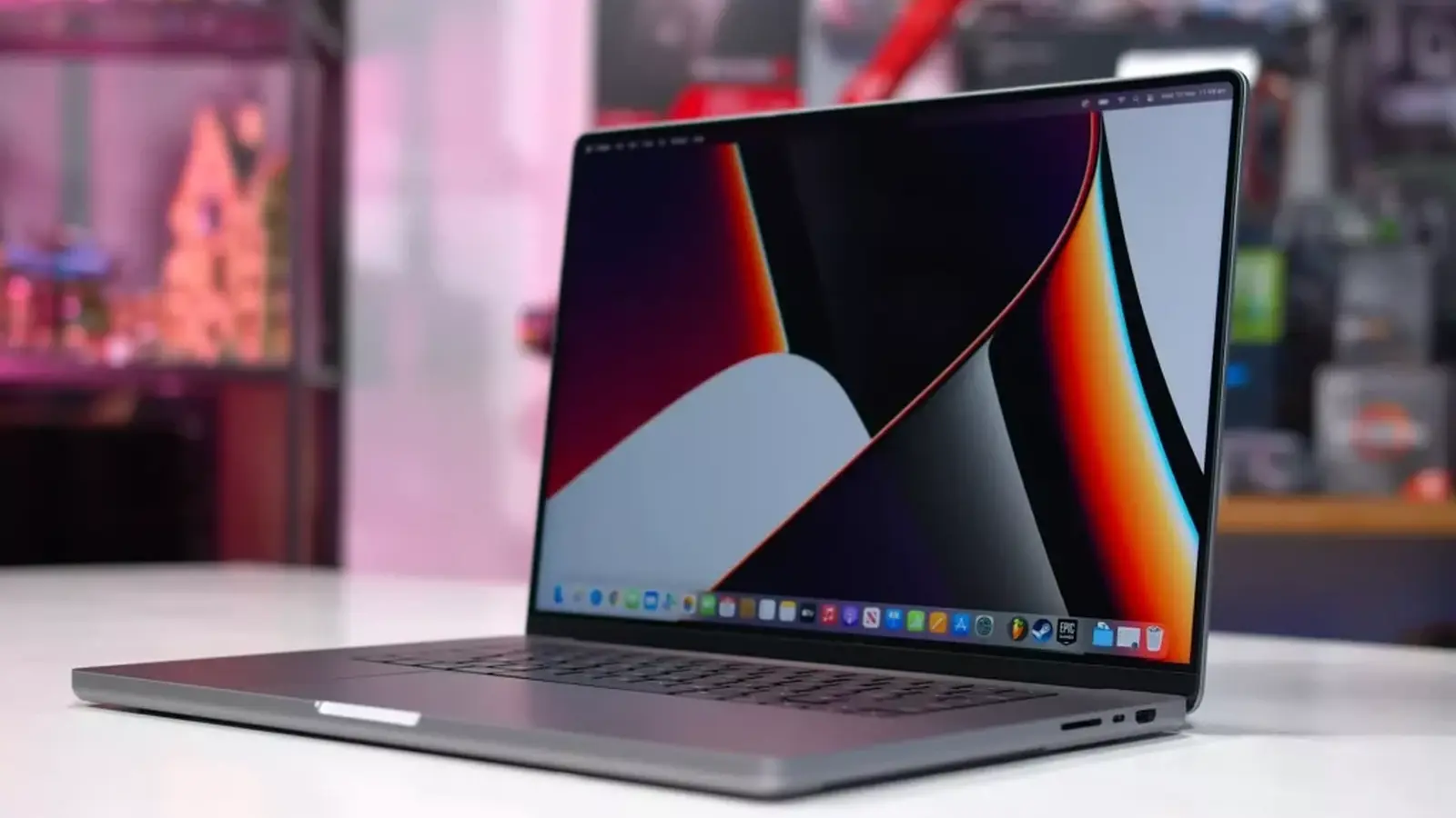Apple abandonne les M6 Pro et Max pour MacBook OLED