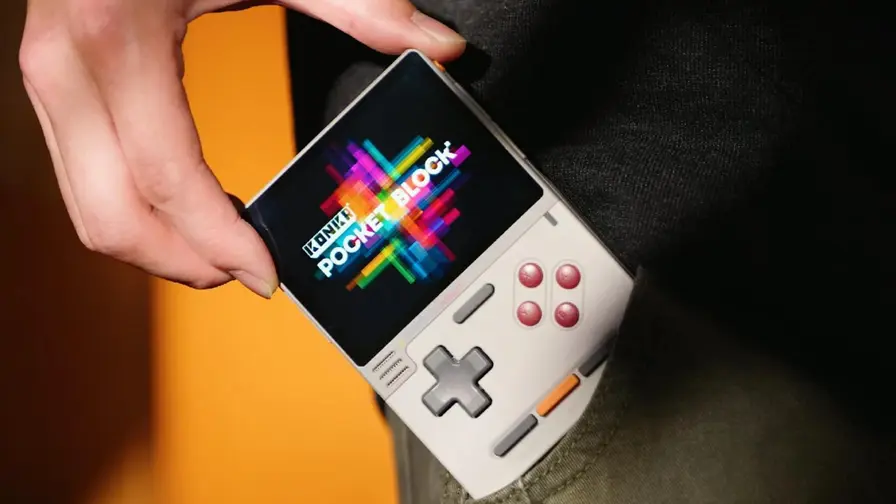 Ayaneo Konkr Pocket Block : console rétro dès 89 $