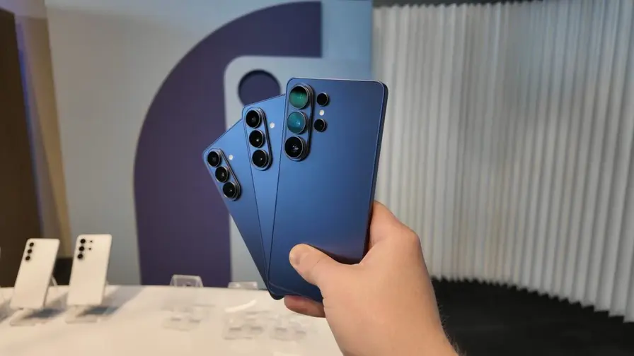 Galaxy S27 : OLED M16 pour les modèles Pro et Ultra